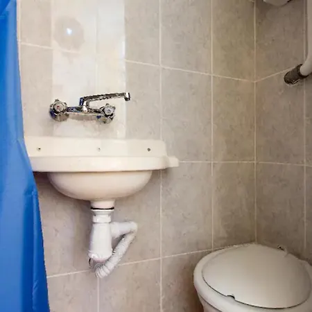 Δωμάτια σε οικογενειακή κατοικία Private B *